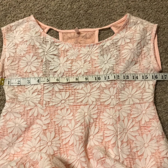 Pink Blush Maternity Daisy Pattern Dress (S) - Picture 8 of 10